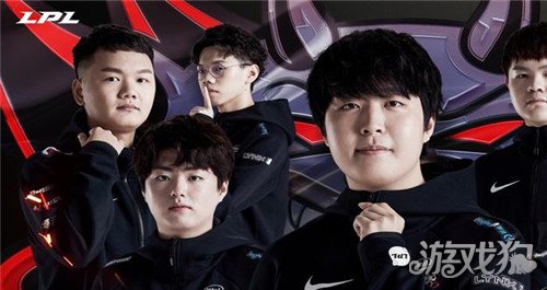 冷静的场上 冷静的场上