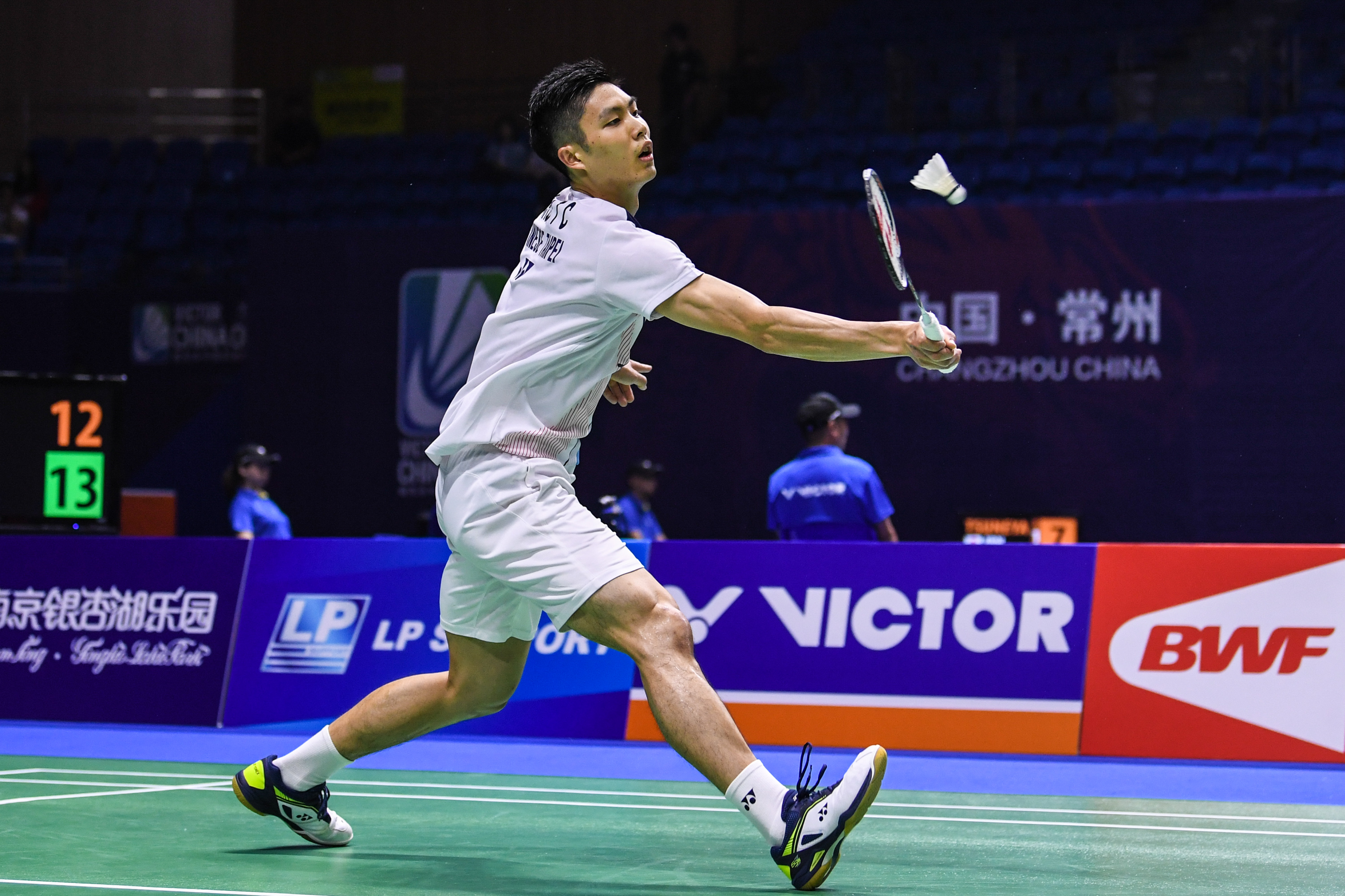 以青训带动 以青训带动