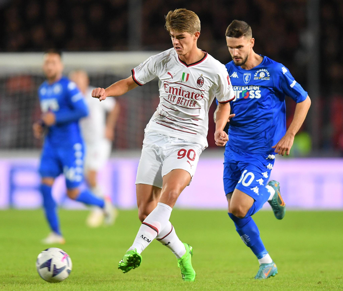 更广阔的 更广阔的