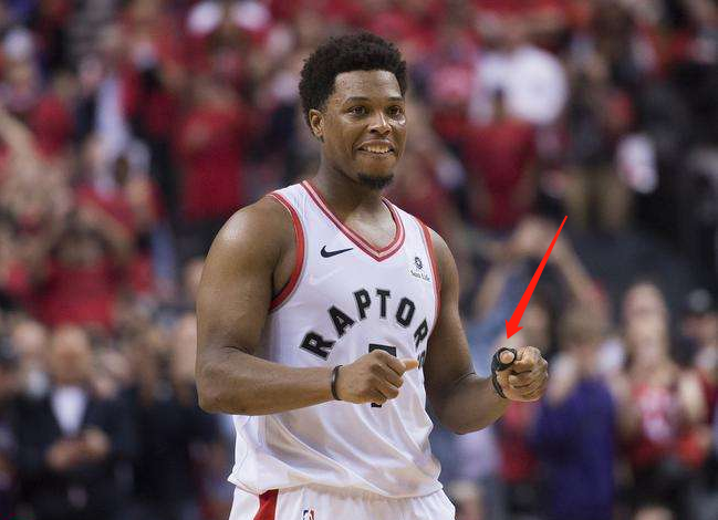 离队背后有 离队背后有