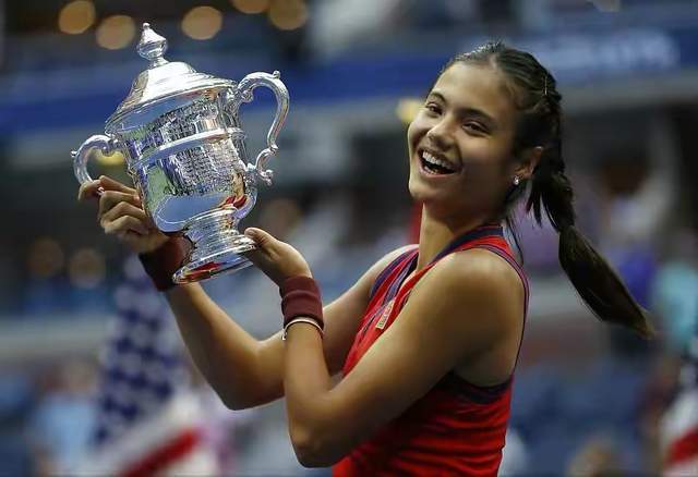 战胜巴黎 战胜巴黎