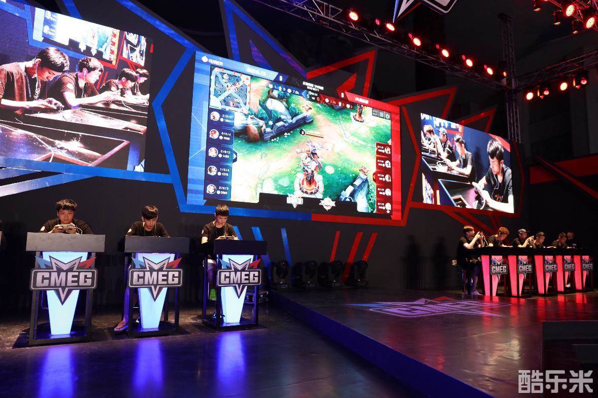 犯规和暂停 犯规和暂停