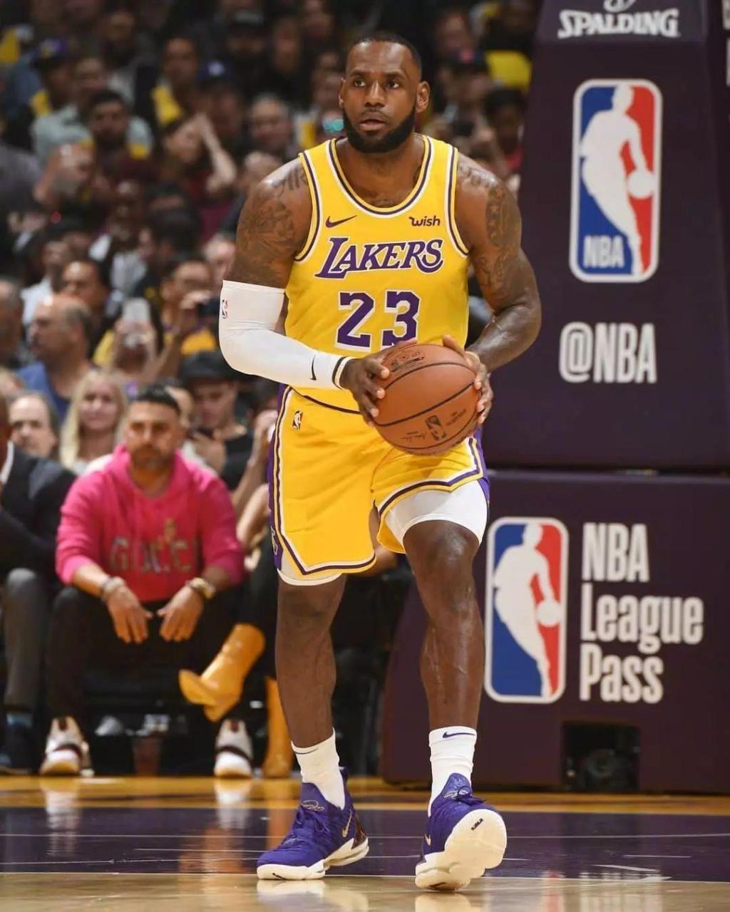 等关键词提 等关键词提